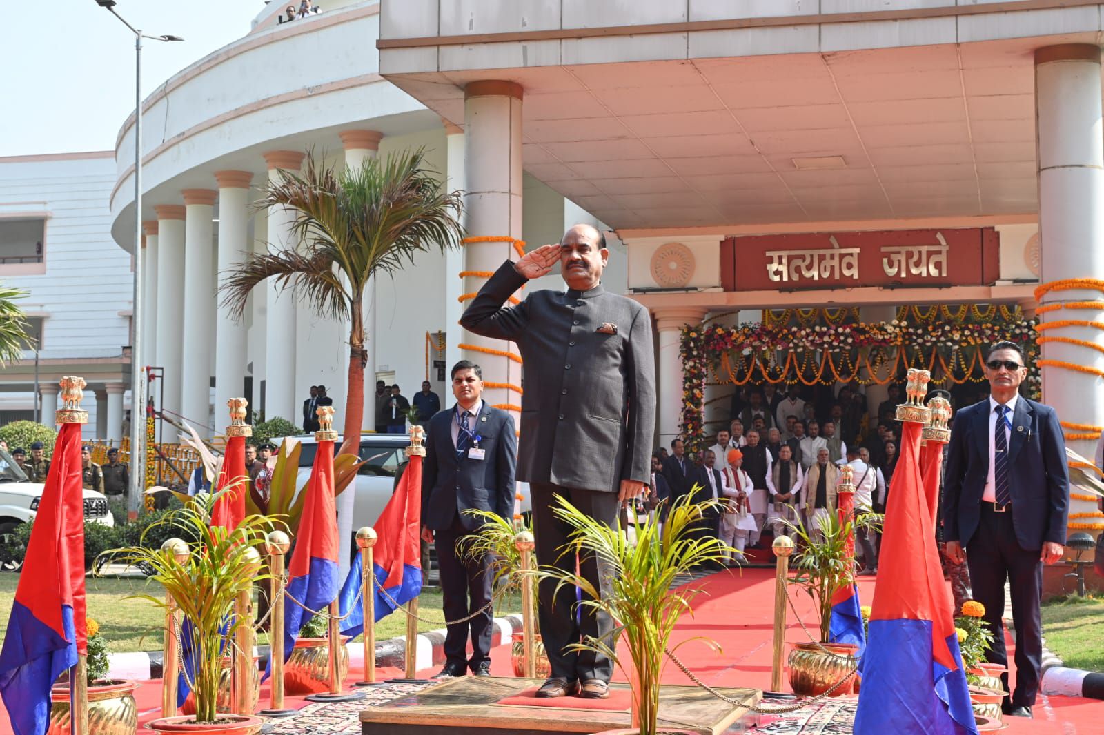 Bihar Assembly News: बिहार असेंबली के 105वें HAPPY BirthDay पर लोक सभा अध्यक्ष ओम बिरला ने कहा- Bihar विधान सभा का डिजिटल होना बड़ी उपलब्धि... पढ़िए लोकतंत्र का उत्सव और तकनीकी क्रांति