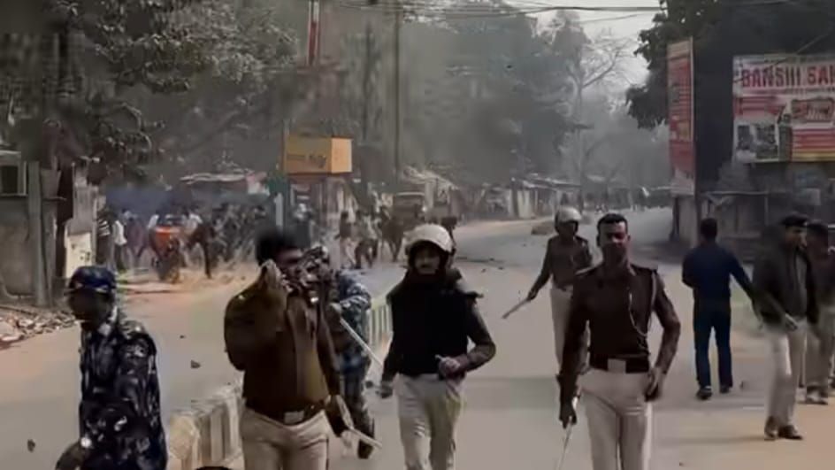 Darbhanga Crime News: मासूम बच्ची तो मर गई..., दरभंगा की नसीब में बचा... 30 नामजद, 200 अज्ञात पर FIR...इज्जत तार-तार!