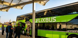 Patna Green Bus Stops: पटना में बनेंग 50 आधुनिक ‘ग्रीन बस स्टॉप’, यात्रियों को मिलेगी धूप-बारिश से राहत