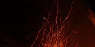 Katihar Fire News : कटिहार में तांडवी आग, 250 दुकानें खाक, करोड़ों का नुकसान!