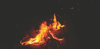 Darbhanga Fire: दरभंगा में भीषण अग्निकांड, रिटायर शिक्षिका का घर राख, लाखों का नुकसान