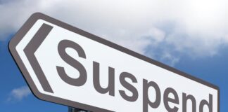 Samastipur News: TTE की दादागिरी पड़ी भारी, घूसखोरी में 2 घंटे में सस्पेंड, पढ़िए समस्तीपुर मंडल की नई मिसाल