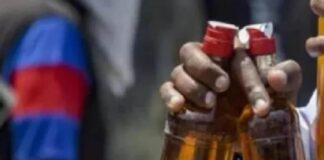 Darbhanga News: दरभंगा में पुलिस का बड़ा एक्शन, 20 लीटर देसी शराब के साथ बाइक सवार गिरफ्तार, भेजा गया जेल