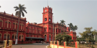 Darbhanga News: Sanskrit University में तीन दिनों की छुट्टी का ऐलान, जानिए सम्राट अशोक जयंती से लेकर महावीर जयंती तक कब-कब बंद रहेगा विश्वविद्यालय