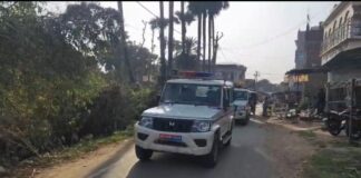 Bhagalpur News: होली पर हुड़दंग मचाने वालों की खैर नहीं, डीजे पर लगा बैन, पुलिस ने निकाला फ्लैग मार्च