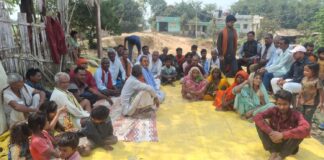 Darbhanga News: डलबा में विकास की धीमी चाल, गुस्सा सैलाब बनकर सड़कों-निर्माण स्थल पर, गरजे लोग, बोले- ‘अब और नहीं!’