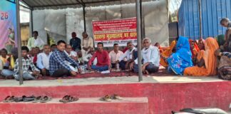 Darbhanga News: केवटी में सरकार और प्रशासन के खिलाफ आवाज बुलंद, विकास की मांगों पर पंचायत विकास संघर्ष समिति प्रदर्शन, पढ़िए…संघर्ष जारी रहेगा