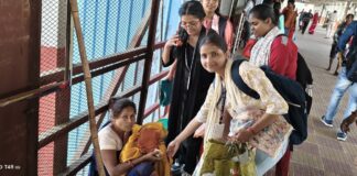 Darbhanga News: दरभंगा LNMU में मानवता की अनूठी मिसाल, छात्रों के Cloth Donation ने बांटी मुस्कानें, पढ़िए-शहर के कोने-कोने तक पहुंची जरूरतमंदों तक मदद