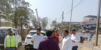 Darbhanga News: दरभंगा एलिवेटेड पथ निर्माण की धीमी गति पर डीएम ने जताई चिंता, कहा – समय पर हो पूरा