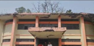 Bhagalpur University News: तिलकामांझी विश्वविद्यालय में बड़ा हादसा होने का इंतज़ार? जर्जर भवन में जान जोखिम में डालकर पढ़ रहे छात्र, प्रशासन मौन Bihar News Deshaj Times
