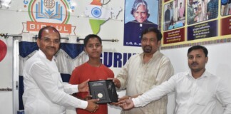 Darbhanga News: बिरौल गुरुकुल क्लासेज का Bihar Board 10th Result में डंका, दिखा गुरुकुल का दबदबा, हरिओम बने टॉपर, पढ़िए… आदित्य, दिलदार, राजा, श्वेता, दिव्या, कन्हैया, राम नरेश, किशोर, जिया, अनुभव, माधव और गुरुकुल क्लासेज का परचम