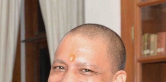 Maulana Arrest: योगी की माता पर आपत्तिजनक टिप्पणी, अररिया के मौलाना पूर्णिया में गिरफ्तार, UP में दर्ज हुए 80 से ज़्यादा केस