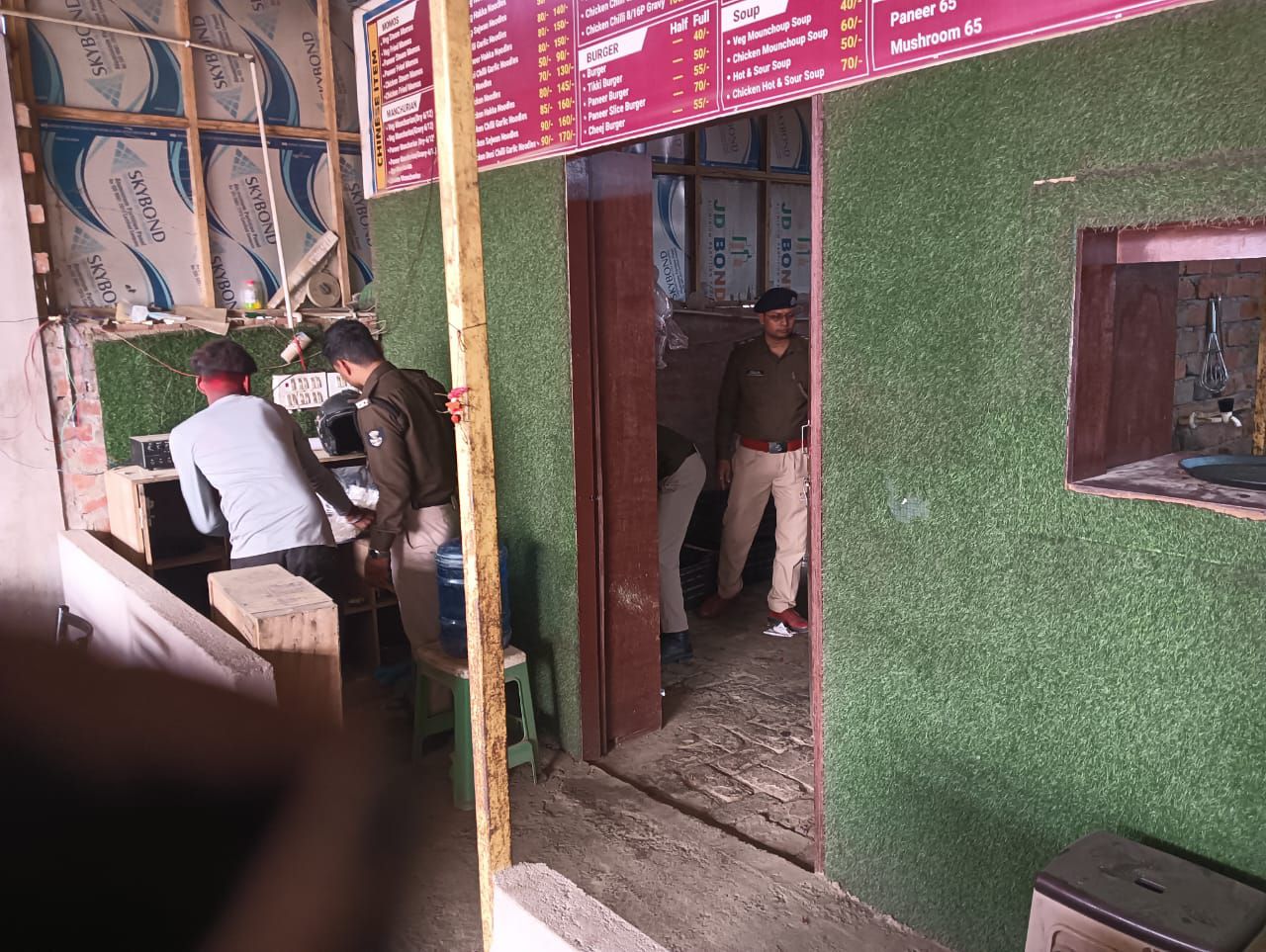 Darbhanga News: Holi festival से पहले दरभंगा पुलिस का बड़ा एक्शन,बहेड़ी-बहेड़ा, अलीनगर, सकतपुर, मनीगाछी, सकरी लाइन होटलों पर ताबड़तोड़ RAID, शराब माफियाओं में मचा हड़कंप