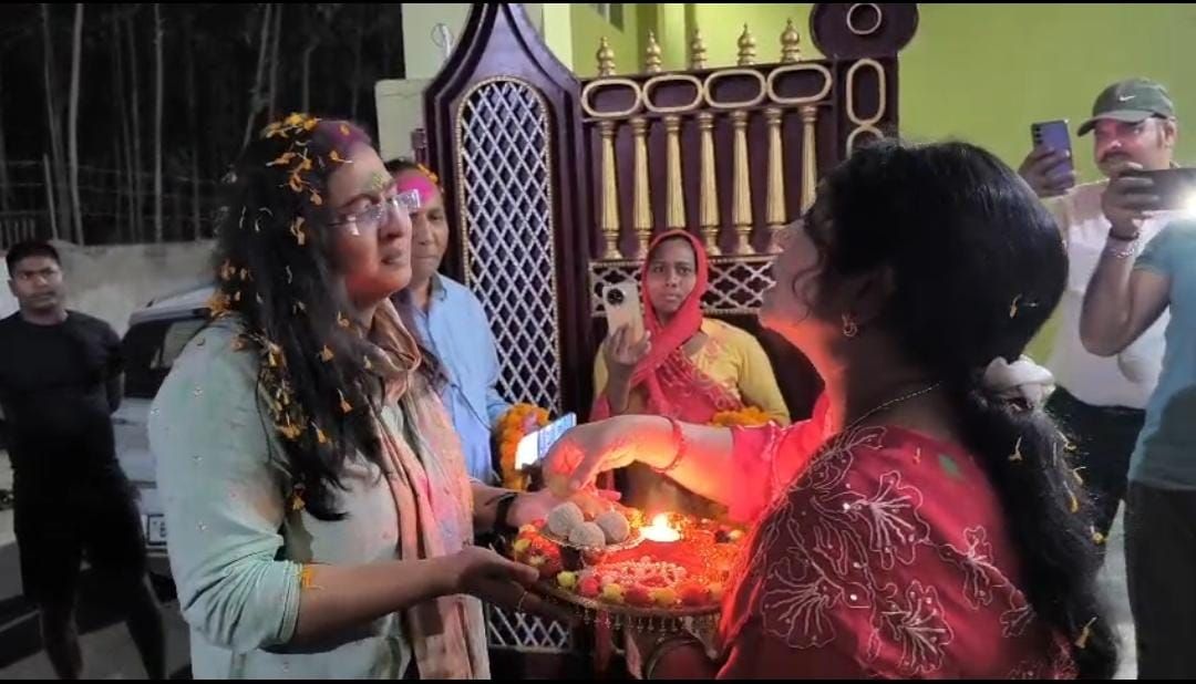 Bhagalpur News: BPSC में टॉप-10 के बाद अब UPSC में भी भागलपुर की मीमांसा का जलवा, 447वीं रैंक लाकर बनीं UPSC Topper पढ़िए भविष्य की योजनाओं पर क्या बोलीं मीमांसा?