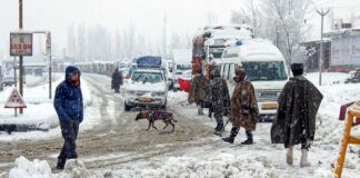 उत्तरी भारत बर्फबारी: बद्रीनाथ से मनाली तक, कुदरत का कहर और पर्यटकों का रेस्क्यू… लौटीं ठंड!