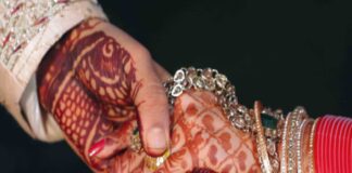 Darbhanga News: प्यार किया तो डरना क्या! दरभंगा की अनुष्का और मिर्ज़ापुर के अनुराग Love Marriage की दास्तां, मौत के साए में 4 महीने से जिंदगी… पढ़िए प्रेेमी जोड़े की अग्निपरीक्षा?