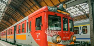 Indian Railways Update: होली से पहले यात्रियों को मिली बड़ी राहत, 24 रद्द ट्रेनों का परिचालन फिर शुरू, जानें पूरी लिस्ट