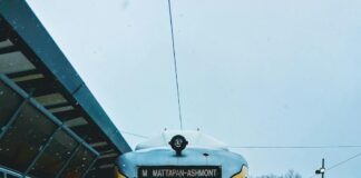 Bhagalpur News: ‘कवच’ में जुड़ा Railway Safety ka न्यू चैप्टर… मालदा रेल मंडल में अब 130 की रफ्तार से दौड़ेंगी ट्रेनें, सुरक्षा बनेगी अभेद्य! जानिए कहां तक पहुंचा फेंसिंग का काम?