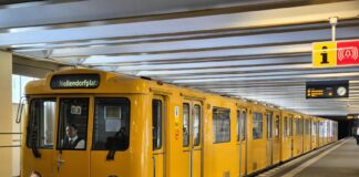 Railway News: भारतीय रेलवे में Tatkal Ticket: ‘क्यू-मित्र’ गेमचेंजर, धांधली पर लगाम, यात्रियों को मिली बड़ी राहत