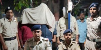 Madhubani News: मधुबनी क्राइम में चौंकाने वाली खबर… पिस्टल लेकर दोस्तों के साथ पहुंचा दामाद, मगर ग्रामीणों की मदद से बची रामदेव की जान, पढ़िए डायल 112