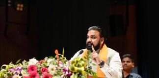 Bihar CM: बिहार में सम्राट, CM कौन… चौधरी? नीतीश के इस्तीफे और नई सरकार के गठन पर सस्पेंस खत्म! पढ़िए 5 देशरत्न मार्ग पर संजय, ललन और सरावगी!