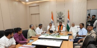 Vishnupad Corridor: गयाजी विष्णुपद मंदिर कॉरिडोर का होगा सौंदर्यीकरण, CM सम्राट चौधरी की High Leval मंथन, भक्तों को नहीं होगी अब कोई असुविधा, मिलेंगी आधुनिक विश्व स्तरीय तीर्थ स्थल !