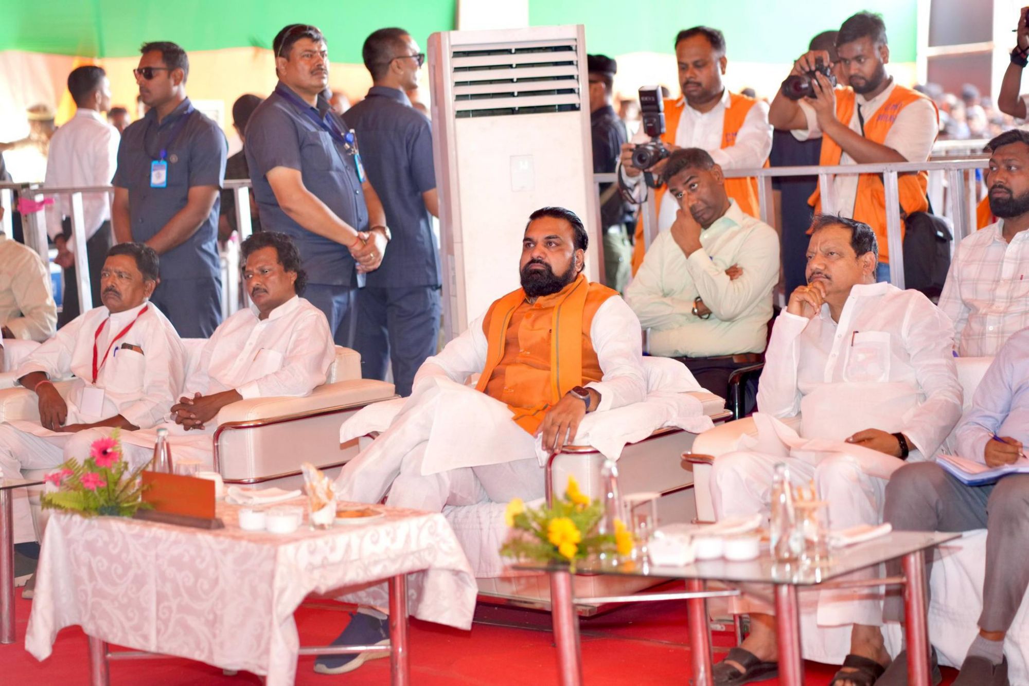 Munger News: CM सम्राट चौधरी का सख्त फरमान, Bihar Administration बिहार में नहीं चलेगी फाइलों की मनमानी, अधिकारियों को चेतावनी!