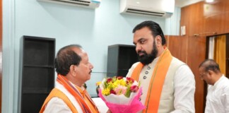 Bihar Politics: तेजस्वी यादव का सम्राट चौधरी पर तीखा तंज, ‘पगड़ी संभालकर रखिए, विजय सिन्हा की नजर है!’