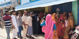 Darbhanga News: सिर्फ़ चार कमर्शियल सिलेंडर एजेंसी के पास, और दावा… सब चंगा है… लंबी कतारें और चौकीदार…, पढ़िए क्या बता रहे दुकानदार नागेंद्र महतो? ये चाय की प्याली और उदास थाली!