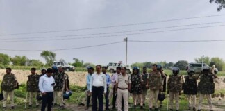 Araria News: अतिक्रमण हटाने गई पुलिस पर पथराव और आगजनी, High Court के आदेश पर खाली हुई 5 एकड़ जमीन