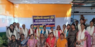 कमतौल में लगा ‘महिला स्वास्थ्य शिविर’: कारीगर महिलाओं का हुआ निःशुल्क चेकअप, जानें पूरी जानकारी Bihar News Deshaj Times