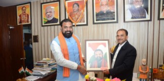 Darbhanga News: दरभंगा BJP महामंत्री संजय सिंह ‘पप्पू सिंह’ ने Samrat Chaudhary को दी CM बनने की बधाई, पप्पू सिंह बोले- PM मोदी के नेतृत्व में बिहार रचेगा नया इतिहास