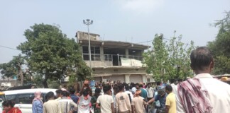 Darbhanga News: दरभंगा में Gas Cylinder Black Marketing पर फूटा लोगों का गुस्सा, हाईवे जाम