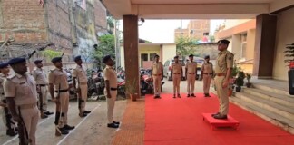 ललमटिया थाना निरीक्षण: SP सिटी ने पुलिस कार्यप्रणाली का लिया जायजा, दिए अहम निर्देश Bihar News Deshaj Times