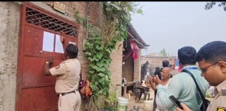 BhagalpurNews: नागपुर में 22 साल पहले किया बलात्कार, तभी से है फरार…अब Bhagalpur पहुंचीं महाराष्ट्र पुलिस …दबिश और चस्पा नोटिस !