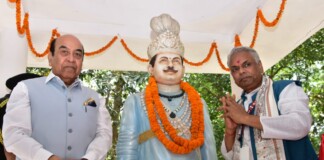 Darbhanga News: KSDSU में गवर्नर सैयद अता हसनैन ने कहा -संस्कृत शिक्षा दिलाएगी IAS-IPS की नौकरी! जानिए VC लक्ष्मी निवास पांडेय ने क्या बताया करियर का गोल्डन प्लान