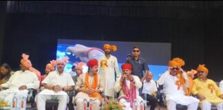 Bhagalpur News: भागलपुर में बृजभूषण शरण सिंह का बड़ा बयान, आजादी और संविधान पर छेड़ी नई बहस, महात्मा गांधी और अंबेडकर पर क्या बोले पूर्व सांसद?