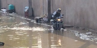 Darbhanga News: दरभंगा में Storm आंधी-तूफान का कहर, 15 घंटे तक अंधेरे में डूबे कई इलाके, कमतौल में BSNL टावर भी गिरा