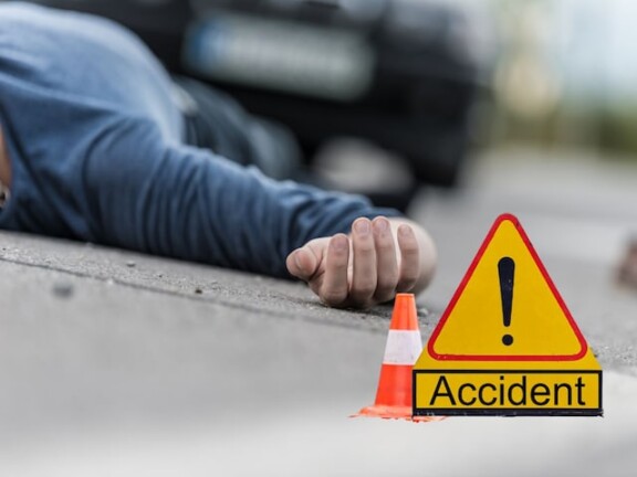 Bihar Road Accident: रोहतास में अज्ञात वाहन का कहर, बाइक सवार युवक की मौत, परिजनों का बुरा हाल