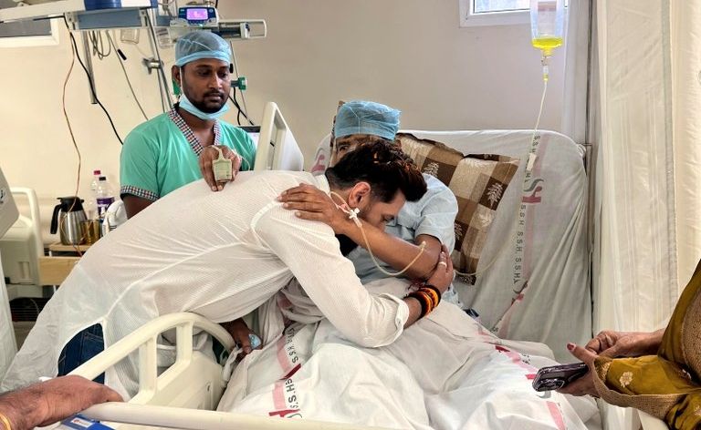 Bihar News: पशुपति पारस का स्वास्थ्य: बिगड़ी तबीयत, चिराग मिलने पहुंचे अस्पताल; क्या है चाचा-भतीजा के रिश्तों का नया मोड़?