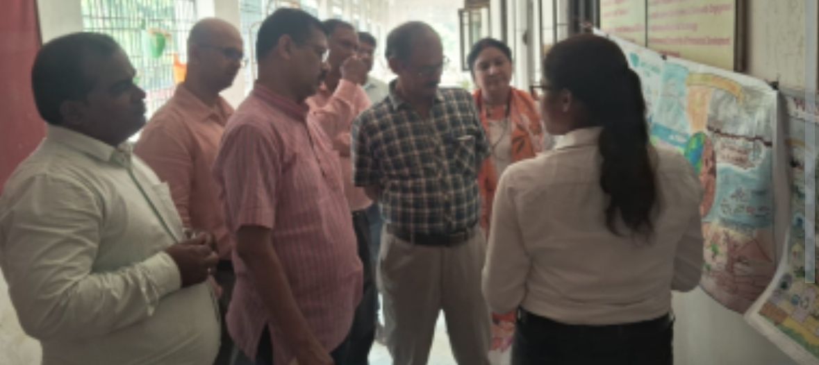 Darbhanga News: LNMU में Earth Day पृथ्वी दिवस का भव्य आयोजन, प्रतियोगिताओं में छात्रों ने दिखाया जलवा पढ़िए इन छात्रों ने मारी बाजी, बने विजेता