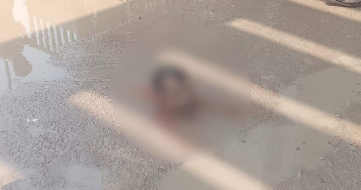 Bihar Politics: तेजस्वी का NDA पर हमला, अररिया डबल मर्डर पर कहा- बिहार में 'महाचौपट राज'! | Deshaj Times Bihar Politics: तेजस्वी का NDA पर हमला, अररिया डबल मर्डर पर कहा- बिहार में 'महाचौपट राज'!