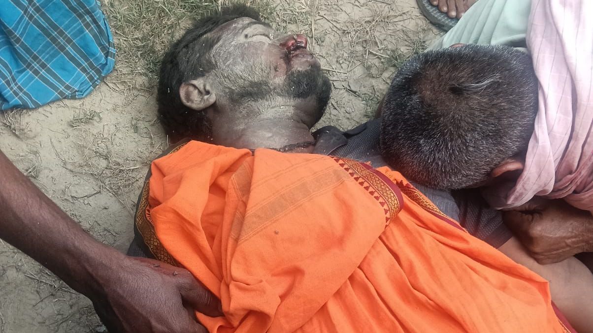 Darbhanga News: सिंहवाड़ा के सिमरी में युवक की संदिग्ध मौत, भाई की शादी में आया दिल्ली से, सड़क किनारे गड्ढे में मिली लाश!