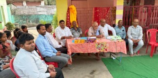 Darbhaga News: अरे वाह! गांव के होनहारों ने किया गौरवान्वित, शिवराम में बोर्ड परीक्षा के मेधावी विद्यार्थी सम्मानित