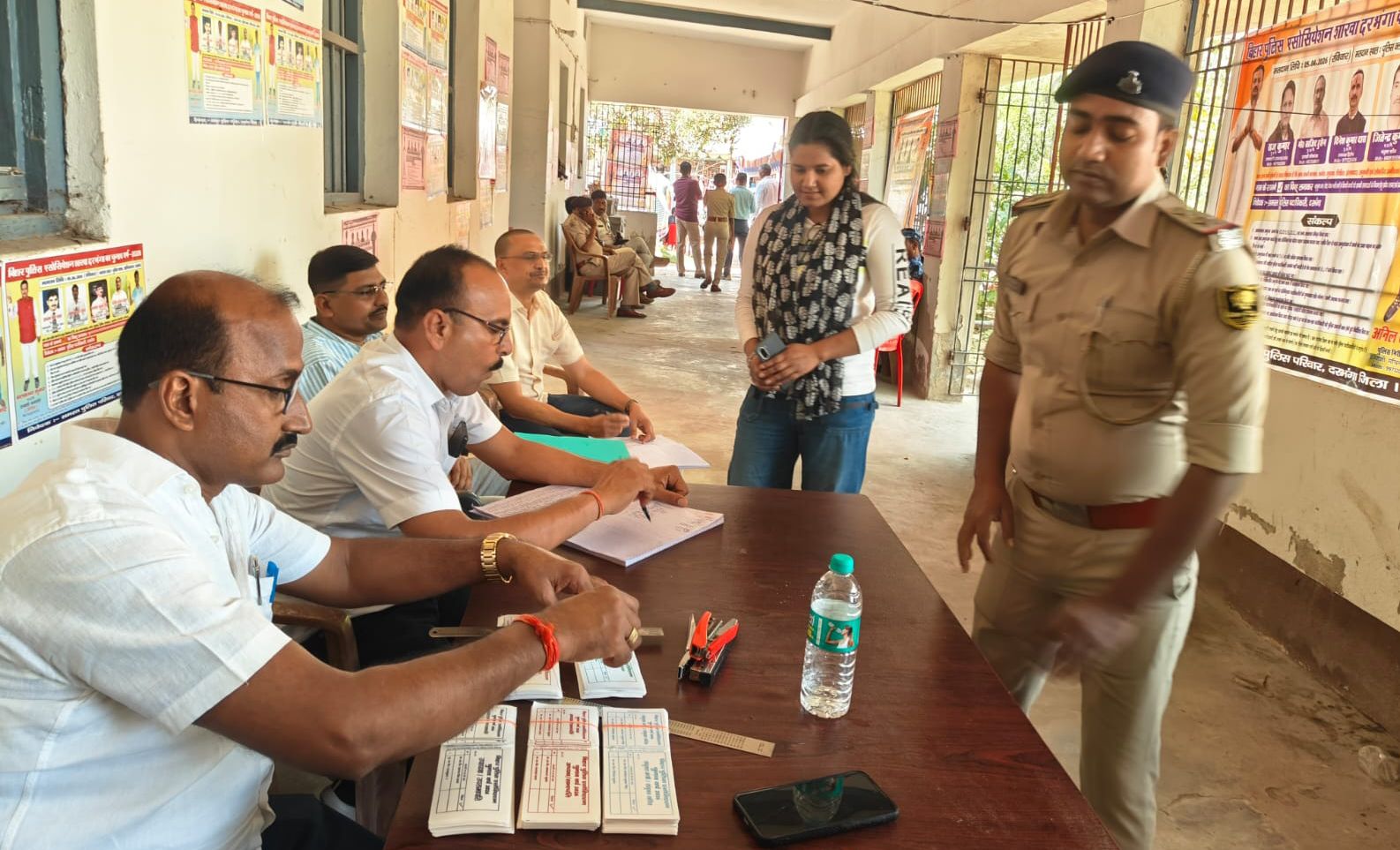 Darbhanga Police Election: दरभंगा पुलिस मेंस एसोसिएशन में बड़ा उलटफेर, नंदलाल बने अध्यक्ष, अनिल सचिव, पढ़िए प्रमुख पदों पर कौन कितने मतों से जीता?