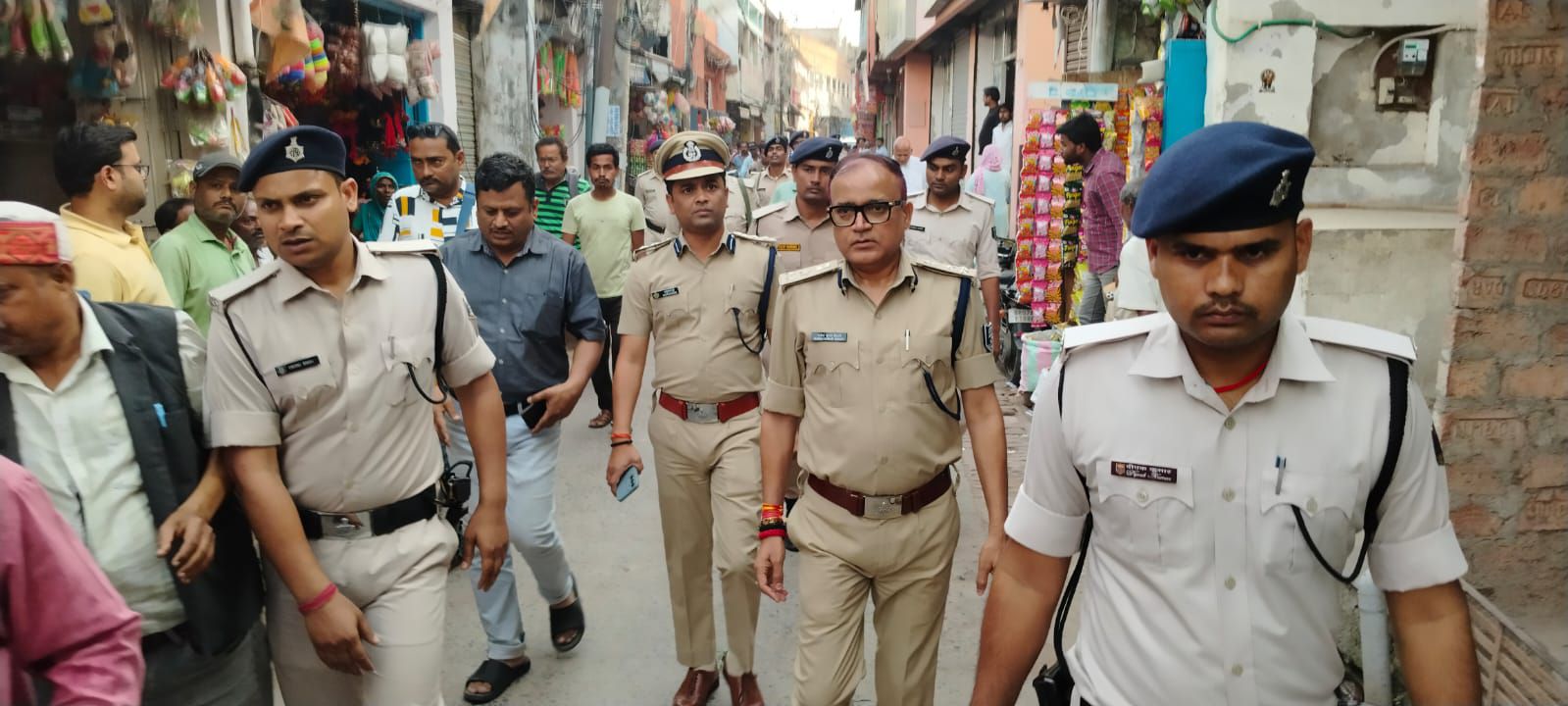 Darbhanga News: दरभंगा में Horrible Crime प्रेम ज्वेलर्स से 2 करोड़ के जेवरात और लाखों कैश की दिनदहाड़े डकैती!