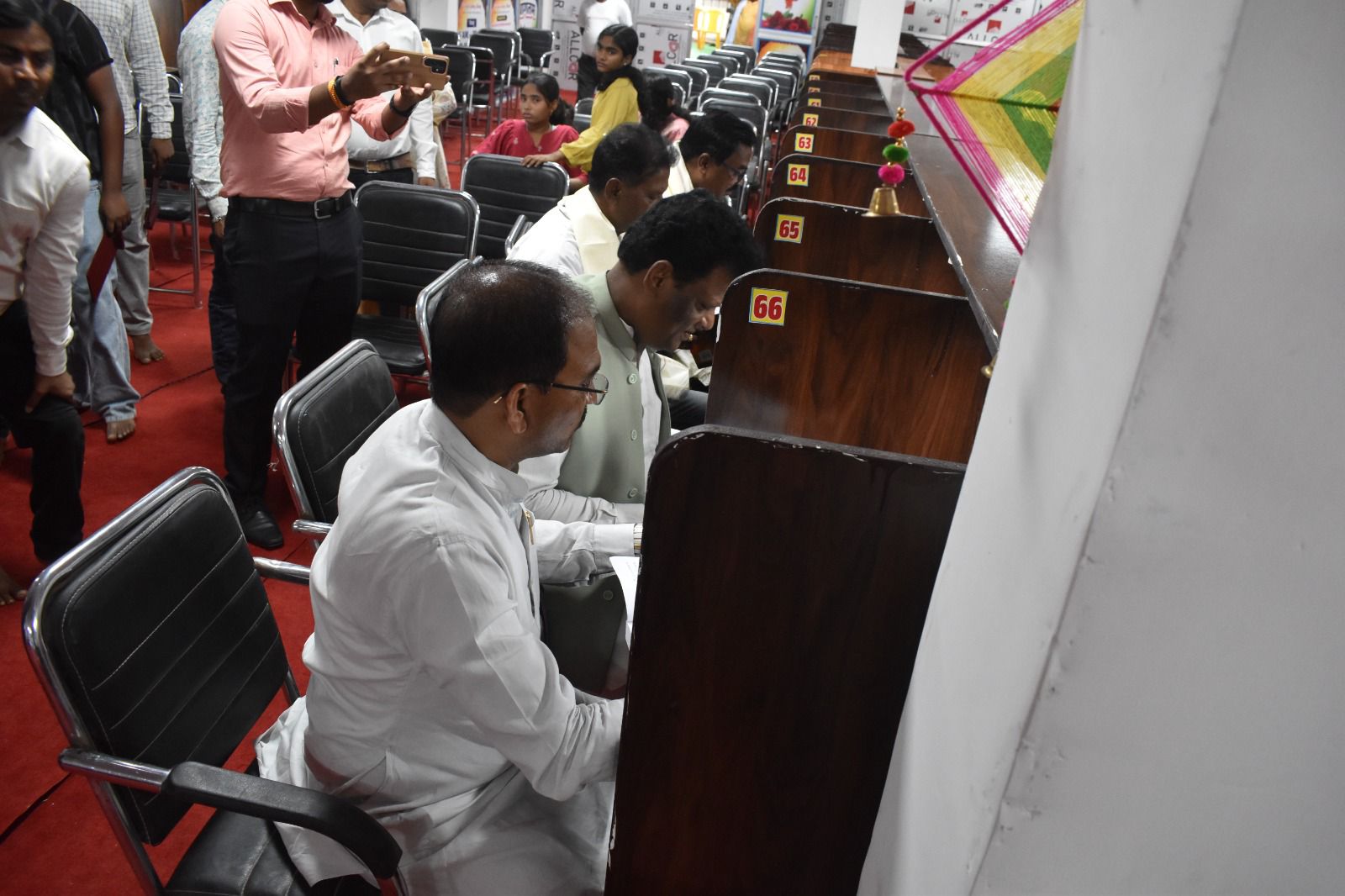 Darbhanga Education News: बिरौल में खुला Gurukul Library, ग्रामीण छात्रों के लिए गुरुकुल क्लासेस एंड करियर एजुकेशन की बड़ी पहल...AC लाइब्रेरी में मिलेगा आधुनिक ज्ञान, पढ़िए कैसा रहा Gurukul Library का Opening Ceremony, एसडीएम-डीएसपी -पप्पू सिंह रहे मौजूद