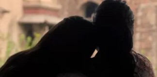 Darbhanga News: दरभंगा में मटुकनाथ जूली लव स्टोरी का 2.0… नया सिक्वल …टीचर-छात्रा फरार! पत्नी ने लगाए गंभीर आरोप, स्कूल भी नहीं आ रहे ‘गुरुजी’