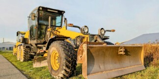 Darbhanga Bulldozer Action: दरभंगा में गरजे बुलडोजर, पक्के मकानों को किया ध्वस्त, जानें पूरा मामला