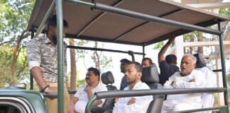 Bihar JDU News: बिहार के कश्मीर में रोमांचक जंगल सफारी, JDU नेता निशांत कुमार ने देखी प्रकृति की अद्भुत छटा, मंदिरों में भी की पूजा